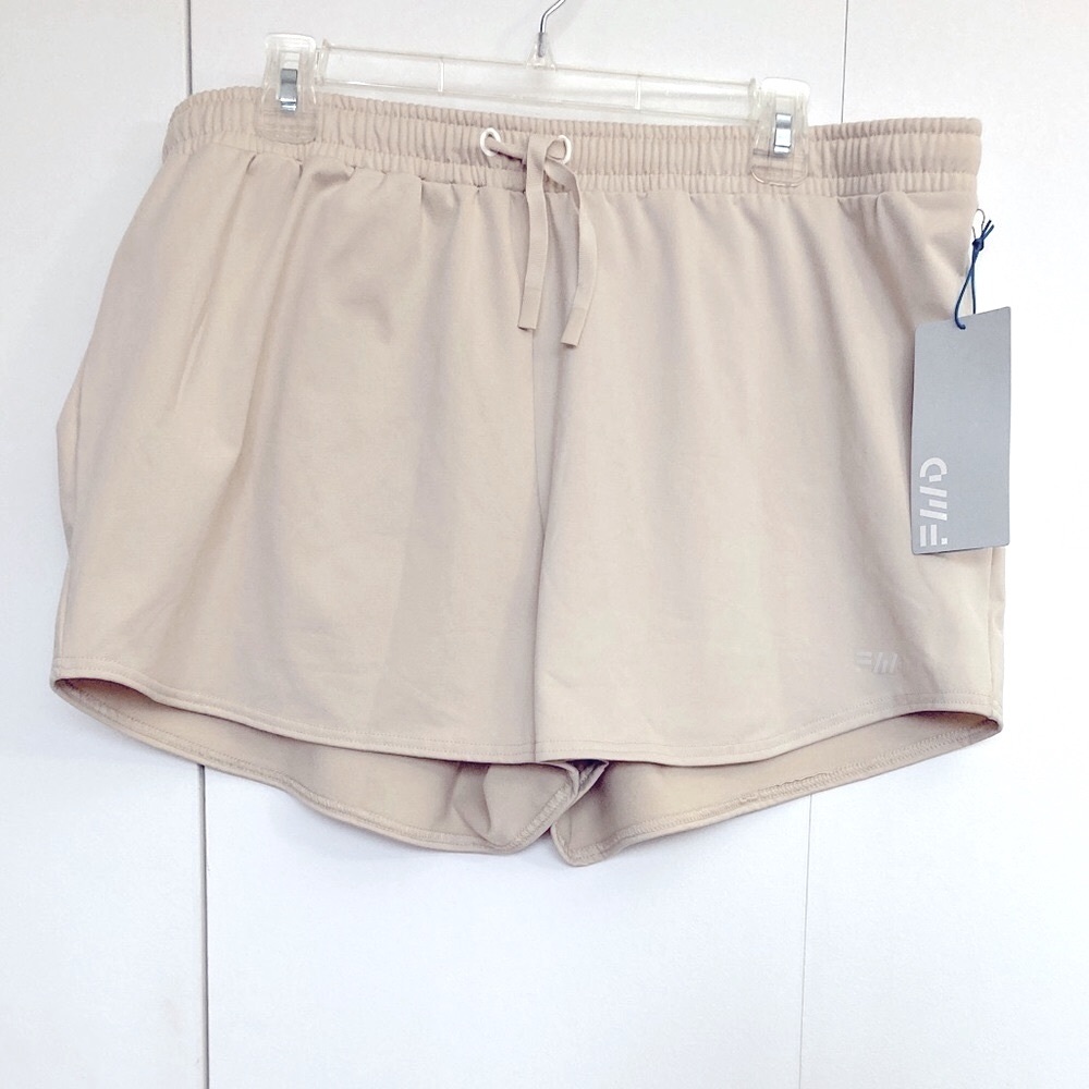 🔥NWT FWD Terry Shorts Oatmeal